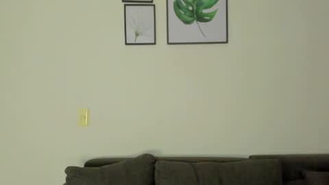 Snapshot of emi_royse chatting on March 2026 01:11:01 AM emi_royse online show from March 2026 01:11:01 AM