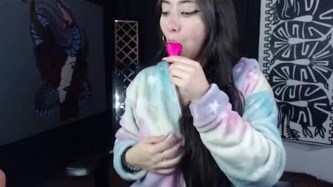 Snapshot of emiantonella_ chatting on March 2025 09:48:02 PM Antonella online show from March 2025 09:48:02 PM