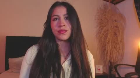 Emilia Gomez online show from July 2026 03:45:02 AM