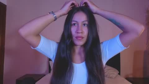 Emilia Gomez online show from July 2026 11:00:02 PM