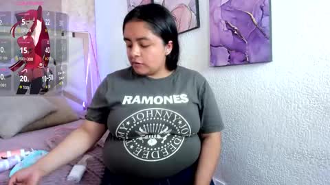 Emily online show from September 2025 07:15:02 PM