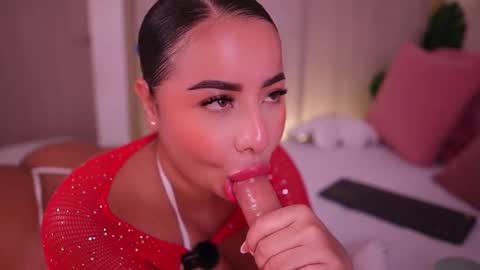    online show from November 2025 04:25:01 PM