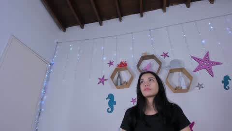 Emily  online show from December 2024 09:20:02 AM