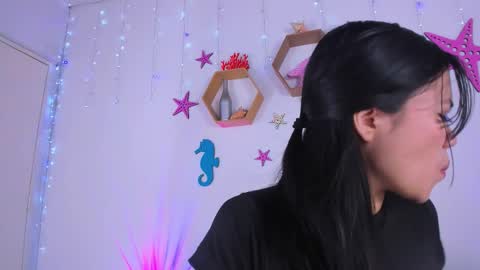 Emily  online show from September 2025 03:18:02 AM