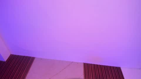   online show from September 2025 01:27:02 AM