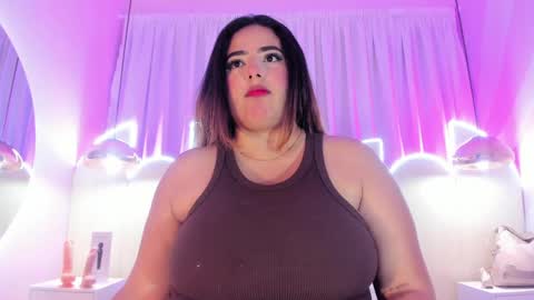 Emiily Grace online show from May 2026 11:31:02 AM