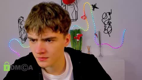 emil_lucky online show from February 2026 12:12:01 PM