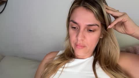 emilelovesyou online show from April 2026 01:36:01 PM