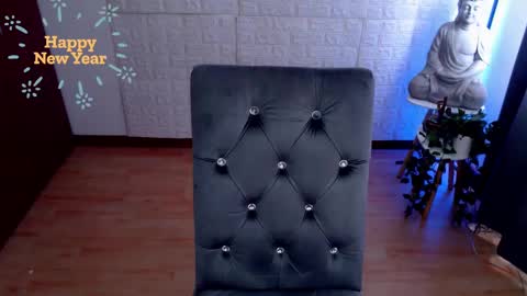 Snapshot of emili_evans_ chatting on December 2024 08:02:01 PM POWERFULL GODDESS EMILI online show from December 2024 08:02:01 PM