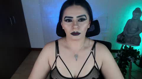 POWERFULL GODDESS EMILI online show from April 2026 10:47:02 PM
