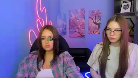 Snapshot of emilia_fly chatting on July 2026 11:24:02 AM Emi online show from July 2026 11:24:02 AM