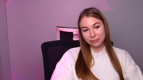 Emilia online show from January 2025 12:56:01 PM