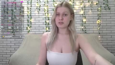 Snapshot of emiliaduchess chatting on February 2025 10:02:01 AM Amili online show from February 2025 10:02:01 AM