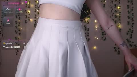 Snapshot of emiliaduchess chatting on March 2025 12:41:02 PM Amili online show from March 2025 12:41:02 PM