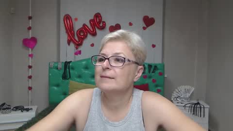 EmiliaGree online show from September 2025 05:16:02 PM