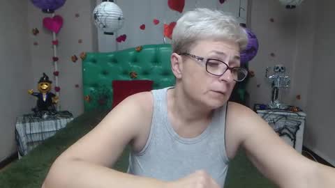 EmiliaGree online show from October 2025 06:09:01 PM