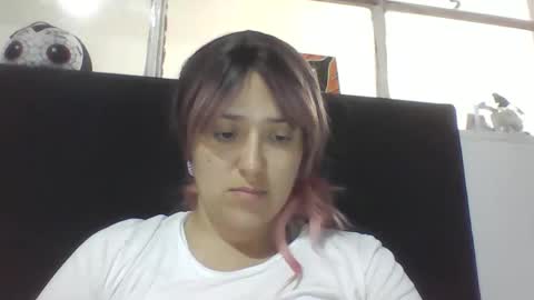emiliahoney online show from December 2025 08:37:02 PM