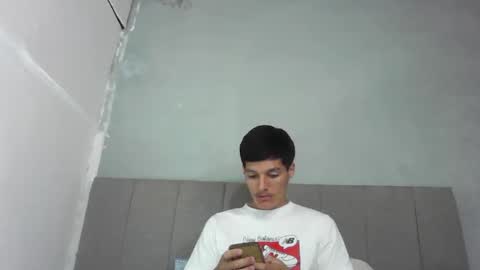 Snapshot of emilianogaleano1212 chatting on April 2026 09:09:01 PM FuegoLatino online show from April 2026 09:09:01 PM