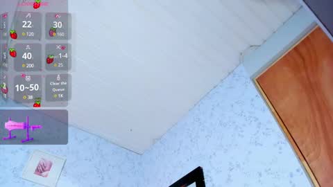 Snapshot of emilie_james chatting on February 2025 06:32:02 PM Emilie James online show from February 2025 06:32:02 PM