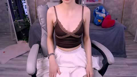 Emily online show from April 2026 06:22:02 AM
