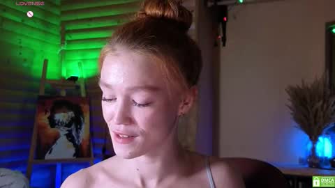 Emi  online show from November 2025 06:45:02 AM