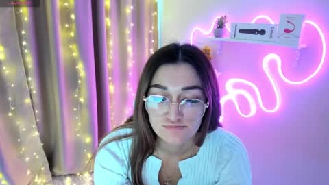 Emiliya online show from March 2025 08:51:02 AM