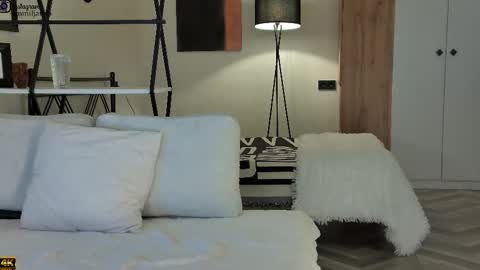 Snapshot of emiljanna chatting on October 2025 02:46:02 AM Emiljanna online show from October 2025 02:46:02 AM