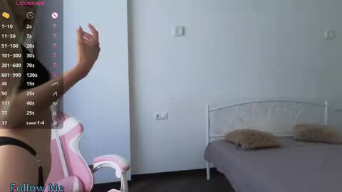 Emilly online show from June 2026 07:10:01 AM