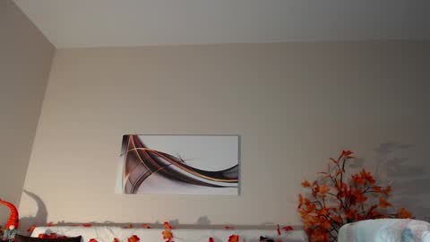 Snapshot of emilly_angel chatting on December 2024 08:07:01 PM Emily online show from December 2024 08:07:01 PM