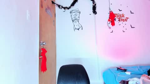 emily online show from October 2025 01:21:01 PM