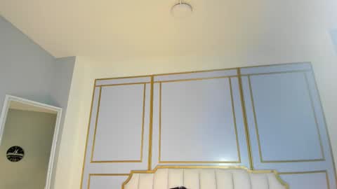 emilly_mell online show from November 2025 11:31:02 AM