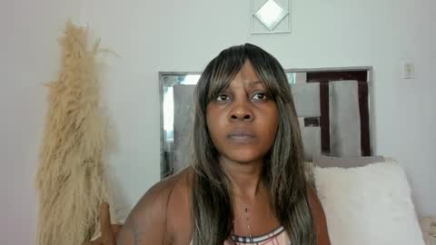 Snapshot of emilly_roaa chatting on December 2025 11:52:02 AM Emilly Roa online show from December 2025 11:52:02 AM