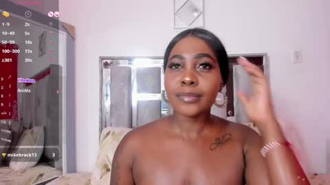 Snapshot of emilly_roaa chatting on February 2026 10:37:01 PM Emilly Roa online show from February 2026 10:37:01 PM