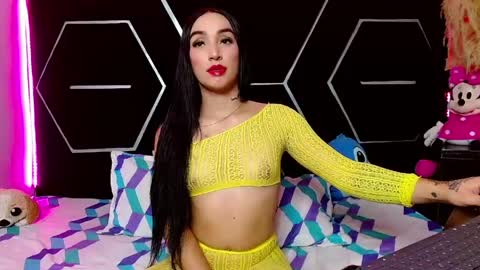 emillystonex online show from May 2026 05:28:01 PM