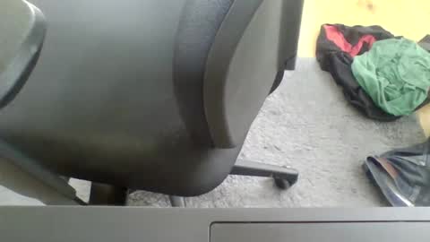 emilmirror online show from March 2025 11:42:02 AM