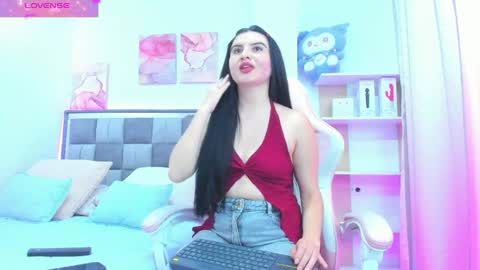 emily9__ online show from April 2026 07:55:02 PM