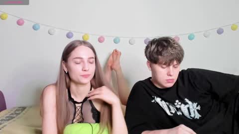 emily_and_ilumi online show from January 2025 05:17:01 PM