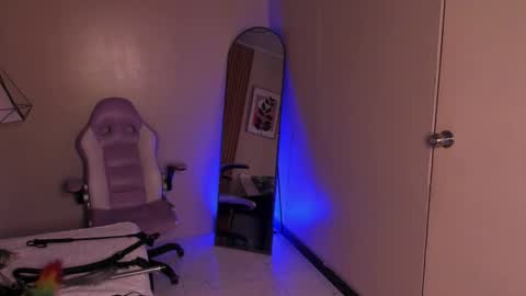              online show from February 2026 07:31:01 PM