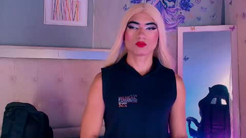 emily_castillo1_ online show from May 2026 05:13:01 AM