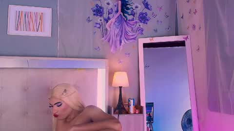 emily_castillo1_ online show from May 2026 05:25:01 AM