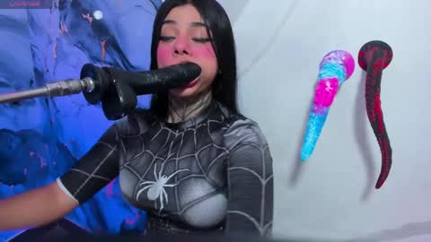 emily_evol online show from April 2026 11:59:02 AM