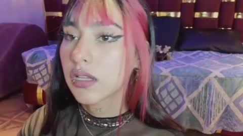 emily fox 3 online show from March 2025 07:54:01 PM