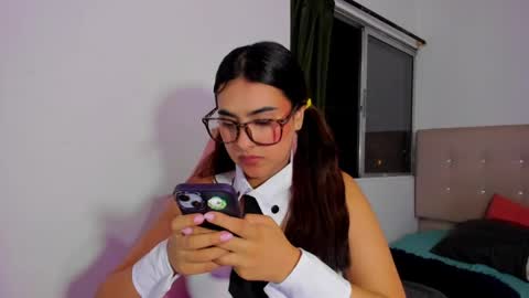 emily fox 3 online show from May 2026 01:21:01 AM