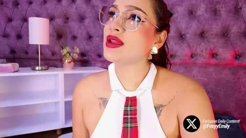 Emily online show from May 2026 07:07:01 PM