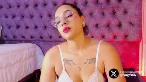 Emily online show from May 2026 07:11:02 PM