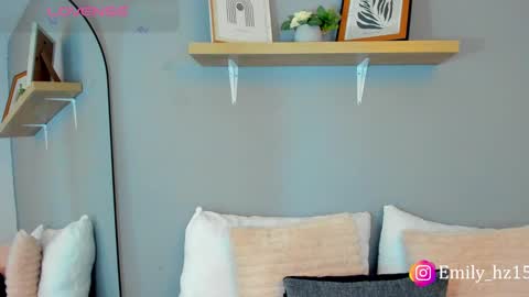 Snapshot of emily_haze chatting on February 2025 10:14:01 AM Emily online show from February 2025 10:14:01 AM