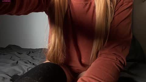 Snapshot of emily_jayreal chatting on March 2025 10:17:02 PM Emily online show from March 2025 10:17:02 PM