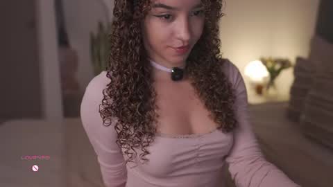 Snapshot of emily_johnson1 chatting on June 2026 10:41:02 PM Juliana online show from June 2026 10:41:02 PM
