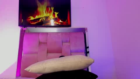 Snapshot of emily_lady20 chatting on January 2025 10:44:01 PM emily lady20 Independient modelIndependiente online show from January 2025 10:44:01 PM