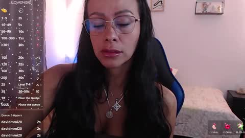 Snapshot of emily_leroy571240 chatting on November 2025 12:15:01 PM emily leroy. online show from November 2025 12:15:01 PM